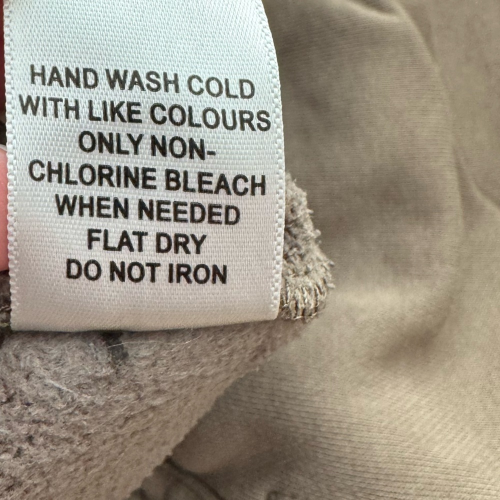 Fear of God Essentials Sweat Shorts - Picture 10 of 11